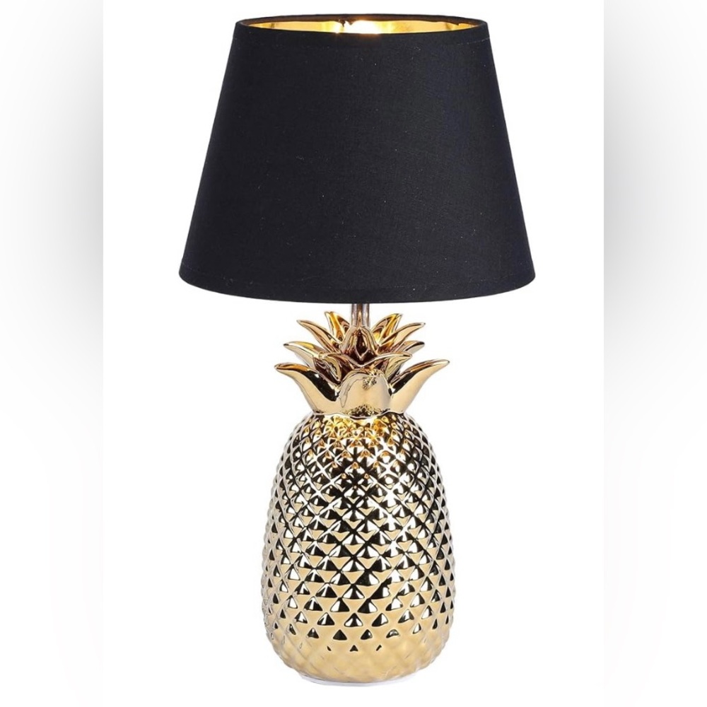Decorative pineapple lamp. Used in office setting.